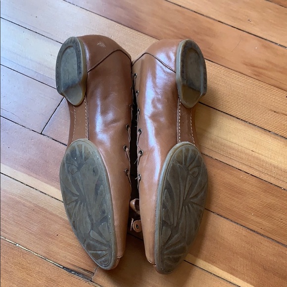 Kenneth Cole Reaction Riveted Ballet Flats - Picture 3 of 8